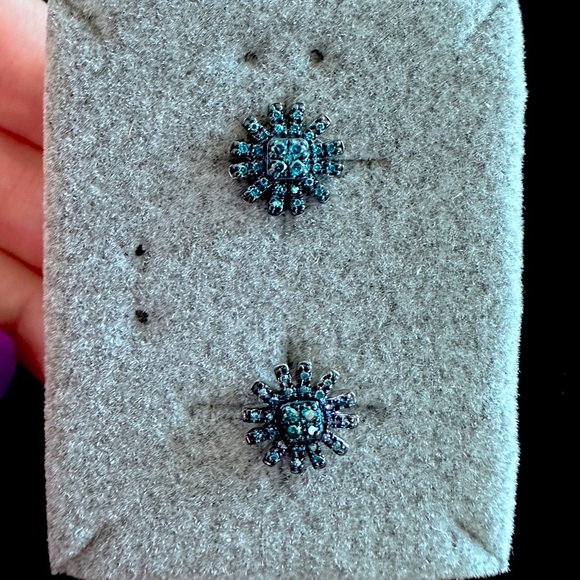 Sunburst Blue Diamond earrings by Colleen Lopez - Picture 3 of 7